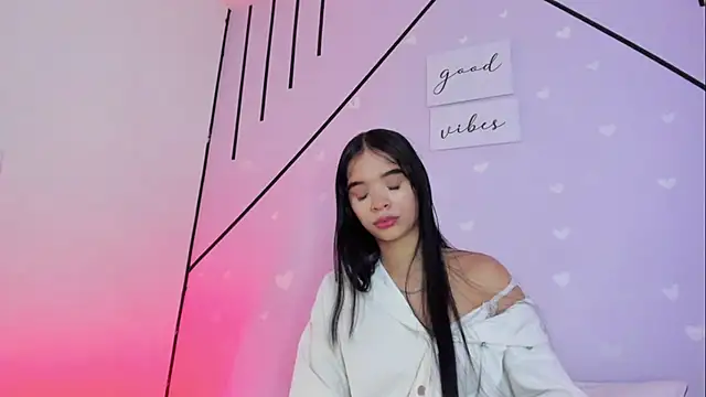 AmaiaHarpper stripchat live cam model