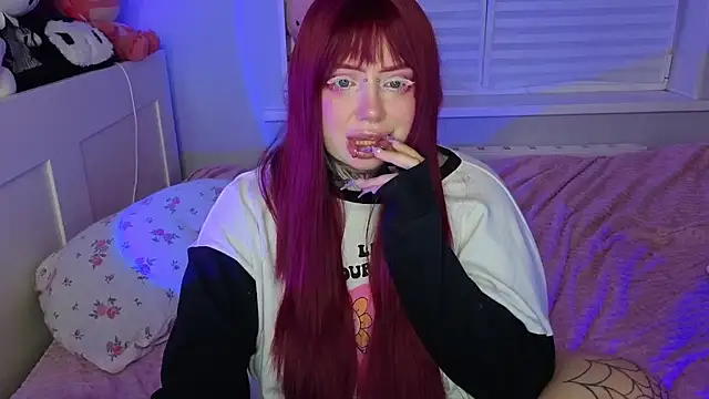 Chiibis stripchat live cam model