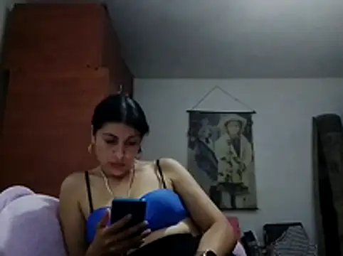 tefutbin3 stripchat live cam model