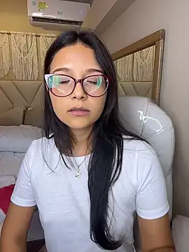 sofi_candyy stripchat live cam model
