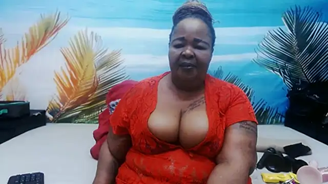 MatureMilfxxx stripchat live cam model