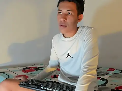 tefan-x10x stripchat live cam model