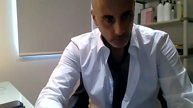 66MA69 stripchat live cam model
