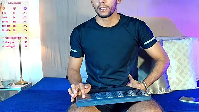 MaicolParker_ stripchat live cam model