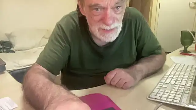 coach-karl stripchat live cam model