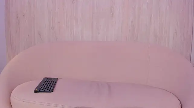 hanna_foxi stripchat live cam model