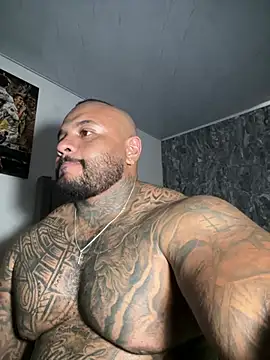 criss_zander292 stripchat live cam model