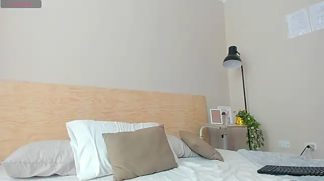 HellLilith_ stripchat live cam model