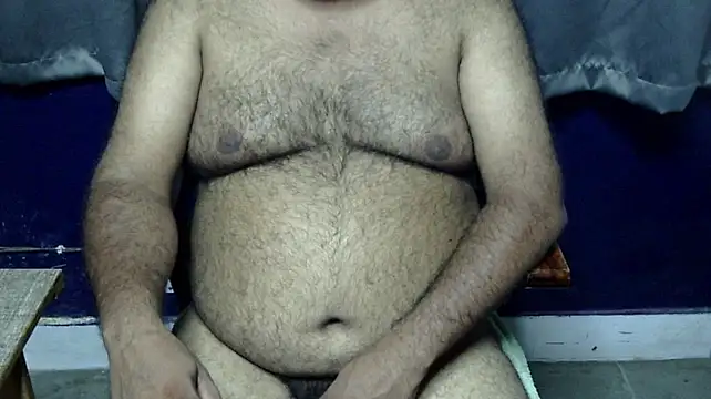 hairysubcub_70 stripchat live cam model