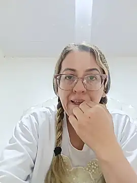 miss_hanna07 stripchat live cam model