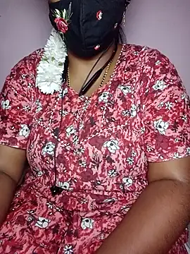 sweetkeerthi stripchat live cam model