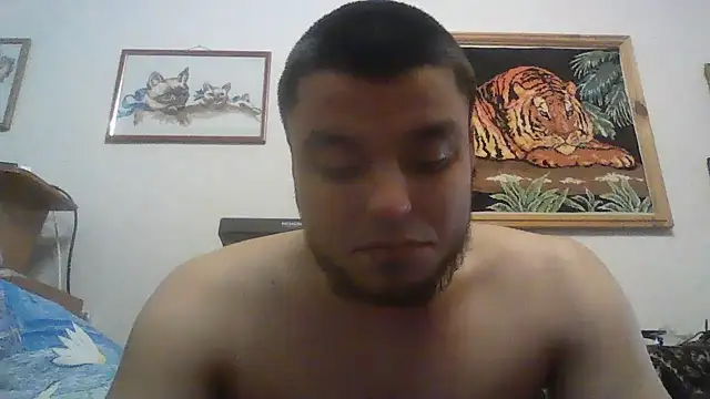 Yashax stripchat live cam model