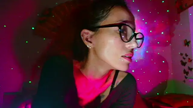 KiotoShine stripchat live cam model