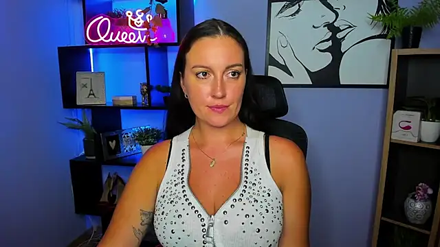 FUN_AMI stripchat live cam model
