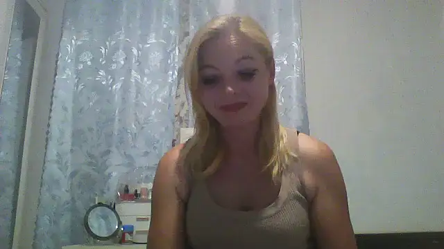 Lola_115 stripchat live cam model