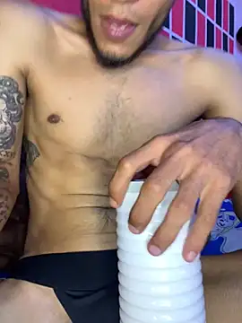 tanned_boy stripchat live cam model