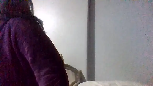 BabeAssXX stripchat live cam model