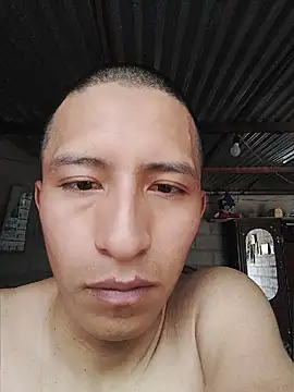 Deyvgv stripchat live cam model