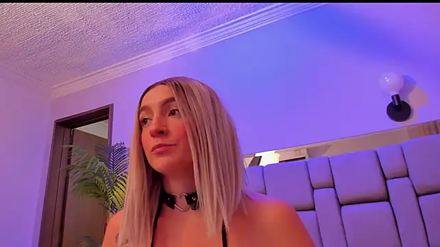 Kate_bunny_ stripchat live cam model