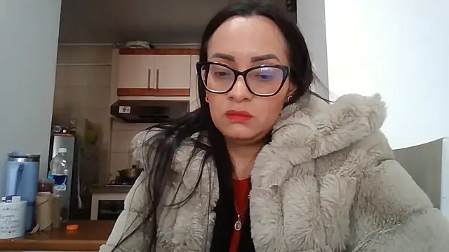 sarita_star stripchat live cam model