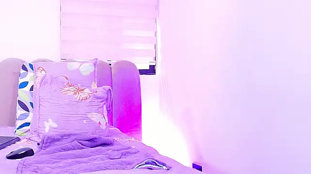 sweegirl69 stripchat live cam model