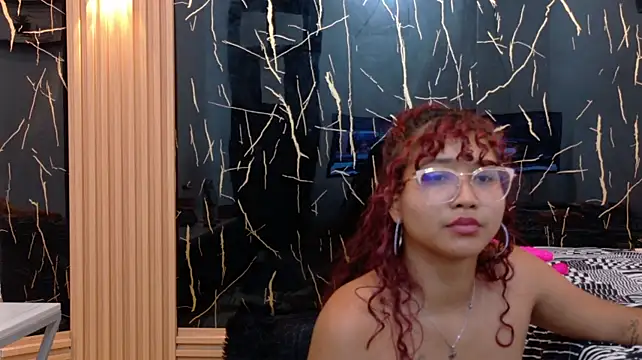 SamanthaFox_8 stripchat live cam model