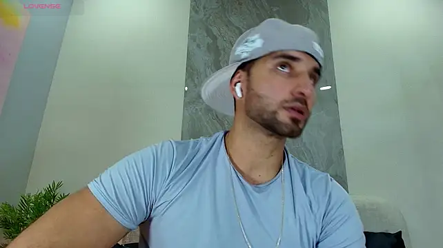 lorenzo_walker_1 stripchat live cam model