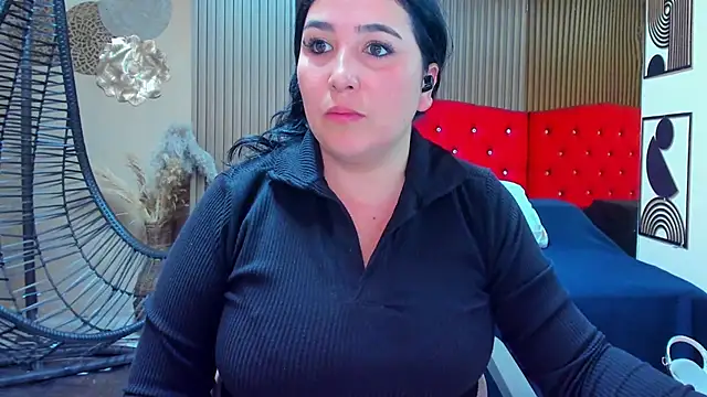 BBWLuxuryMuse stripchat live cam model