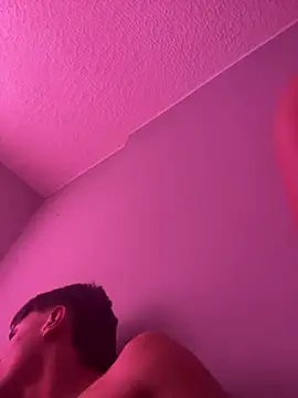 NeonSouls stripchat live cam model