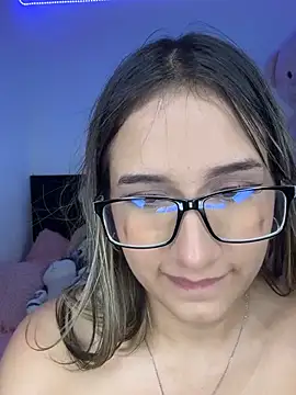 Lunny_Rosse stripchat live cam model