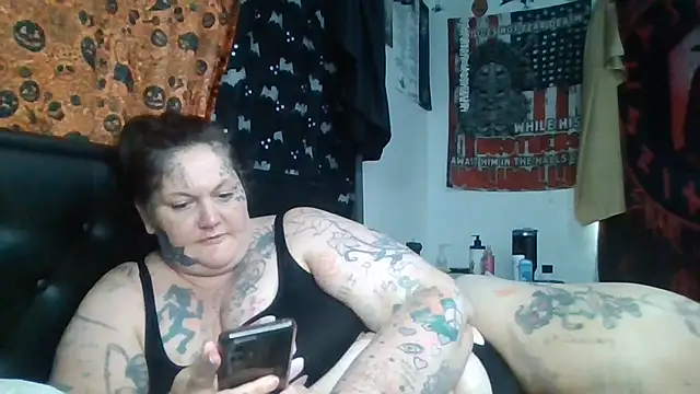 ThorsonFreja stripchat live cam model
