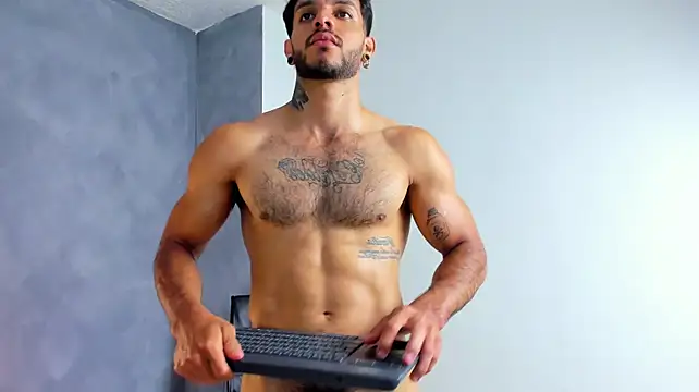JuanBlade stripchat live cam model