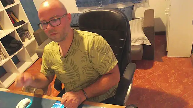ravingr4d4 stripchat live cam model