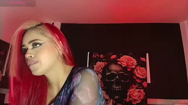 EvaaFoxxy1 stripchat live cam model