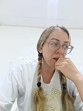 miss_hanna07 stripchat live cam model