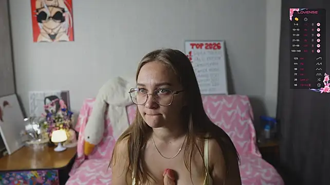 Miatiny stripchat live cam model
