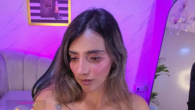 agatha_brooks_t stripchat live cam model