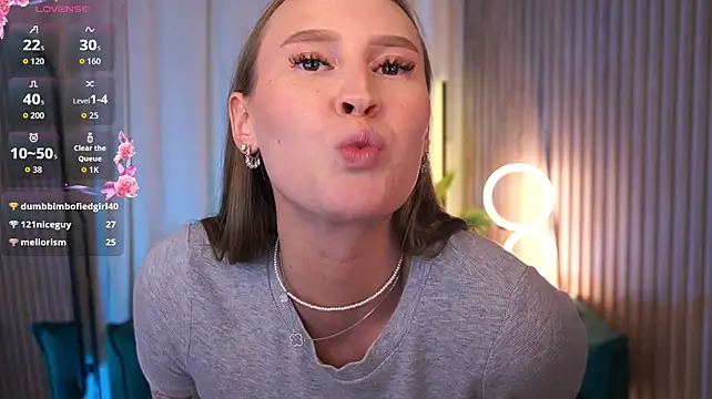 ViMilka stripchat live cam model