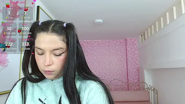 Small_naugthy_ stripchat live cam model