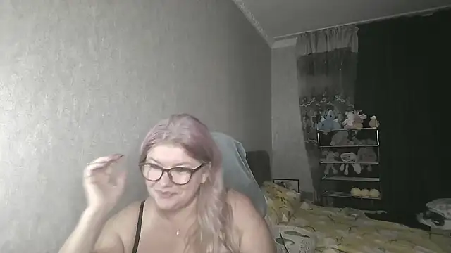 Diana_49 stripchat live cam model