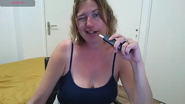 cumfun stripchat live cam model