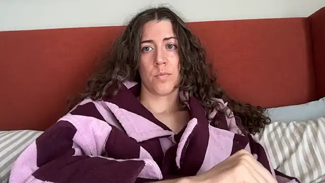 nicolequinn stripchat live cam model