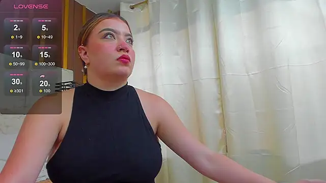 AmbarGills stripchat live cam model