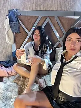 PamelaJonsom_ stripchat live cam model