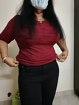 sweet_aunt stripchat live cam model