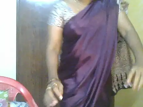 Tamil_hot_Shalini stripchat live cam model