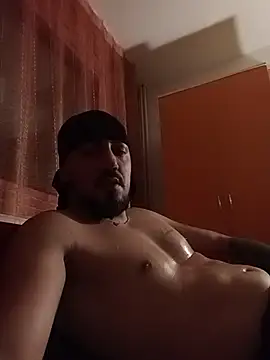 DoubleTroubleY stripchat live cam model