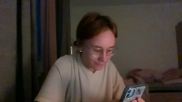 LuckySLove stripchat live cam model