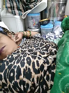 Radha_bhabi stripchat live cam model