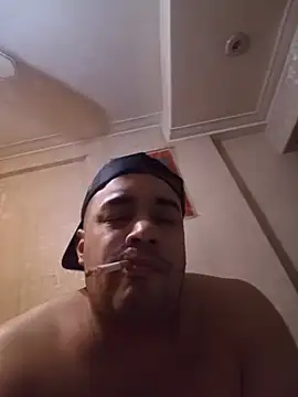 titinooo24 stripchat live cam model